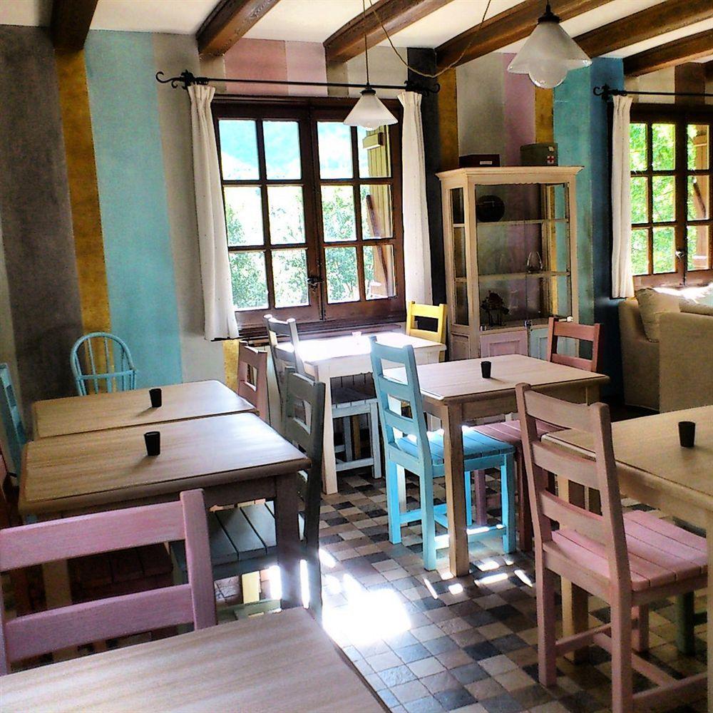 Hotel Rural El Mirador De Los Pirineos Санта-Крус-де-ла-Серос Экстерьер фото