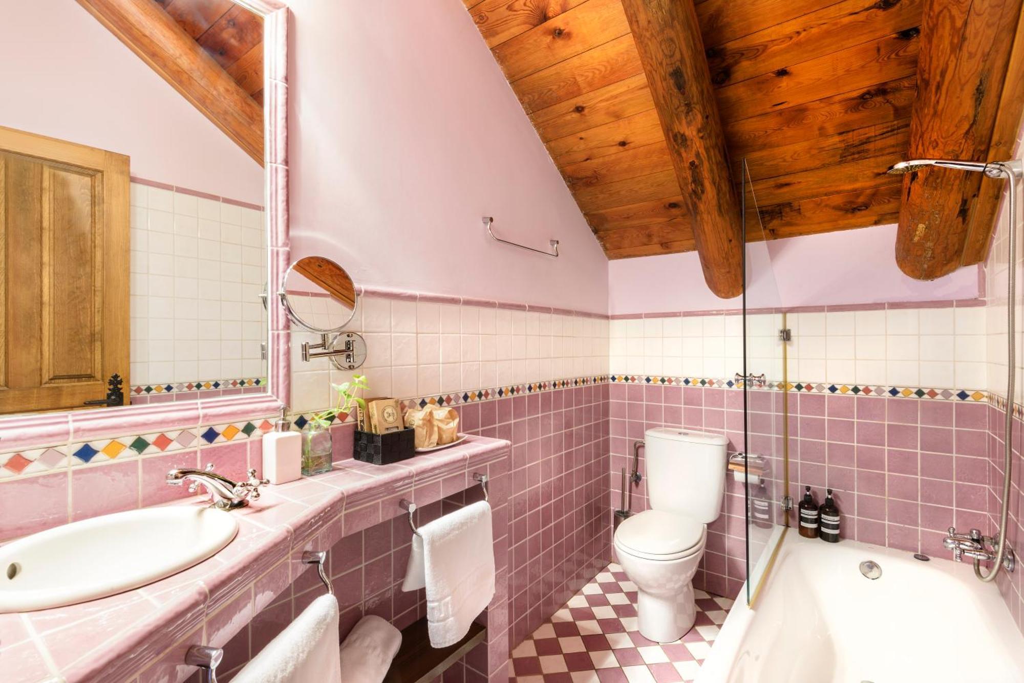 Hotel Rural El Mirador De Los Pirineos Санта-Крус-де-ла-Серос Экстерьер фото
